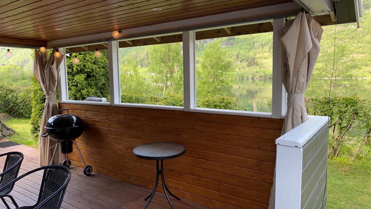 Apartamento Sunde Panorama Olden Exterior foto